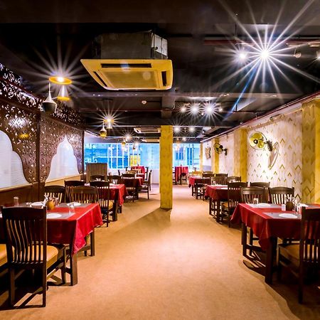 Tripli Hotels Silver Shine Varanasi Dış mekan fotoğraf