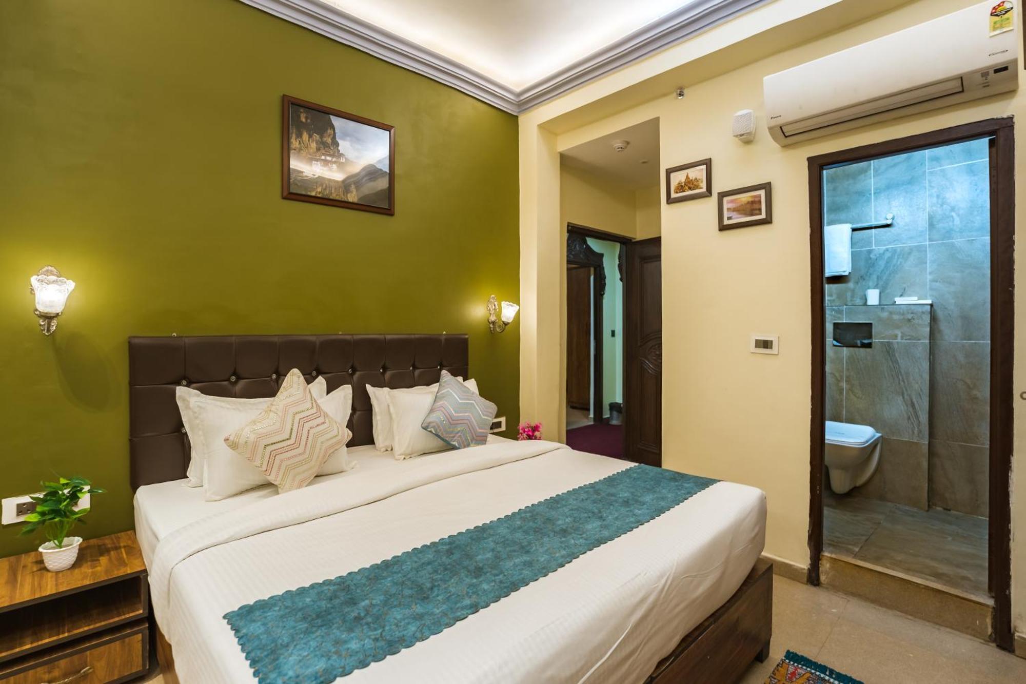 Tripli Hotels Silver Shine Varanasi Dış mekan fotoğraf