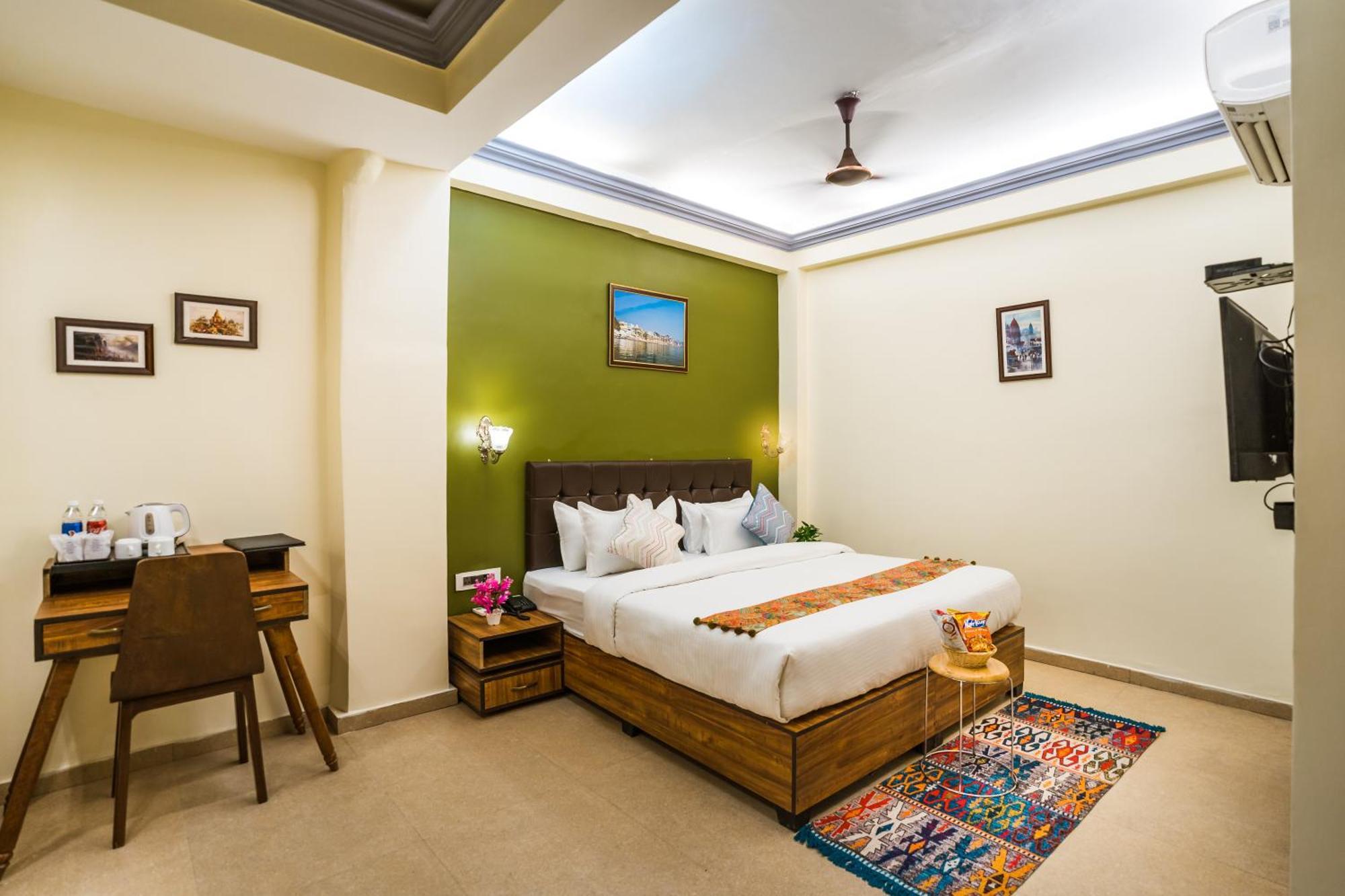 Tripli Hotels Silver Shine Varanasi Dış mekan fotoğraf